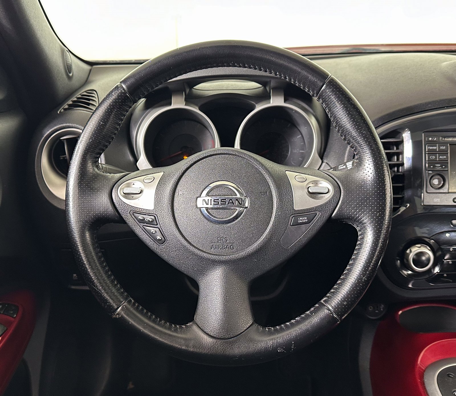 Used 2012 Nissan Juke SV image 10