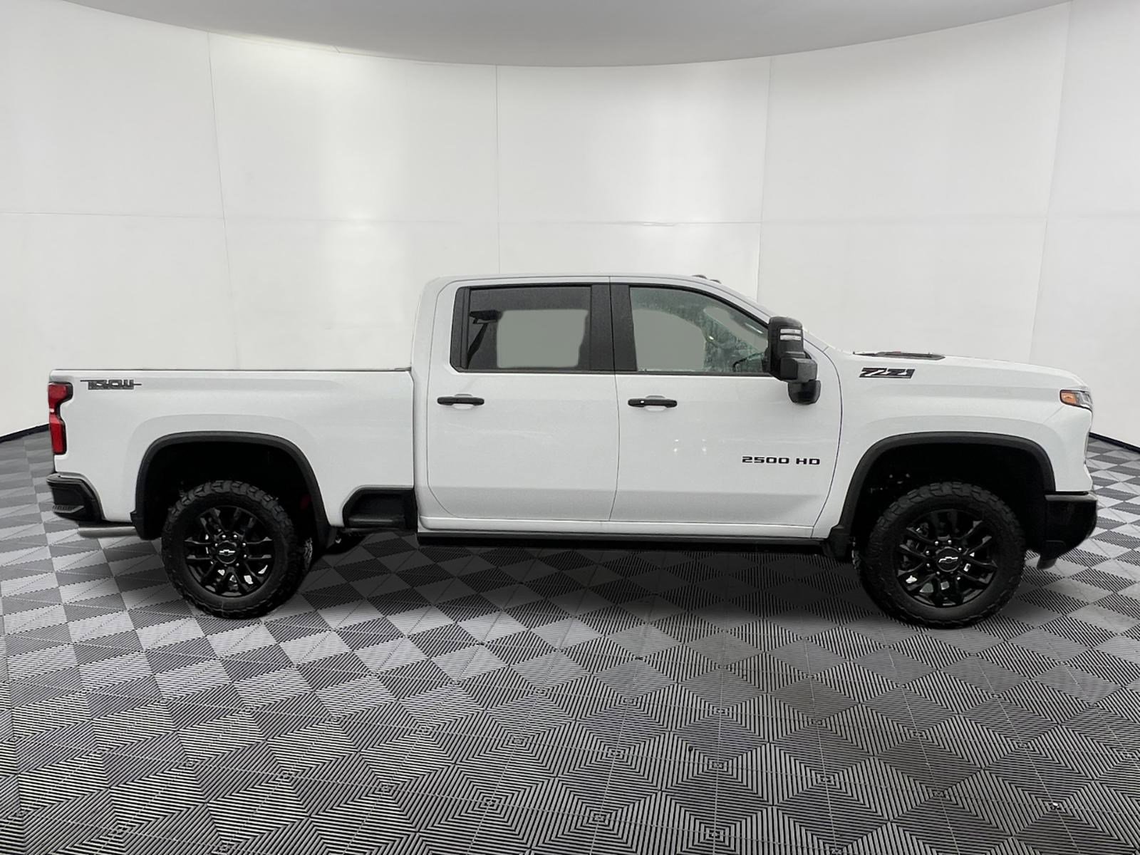 New 2026 Chevrolet Silverado 2500 LTZ w/ LTZ Plus Package image 7