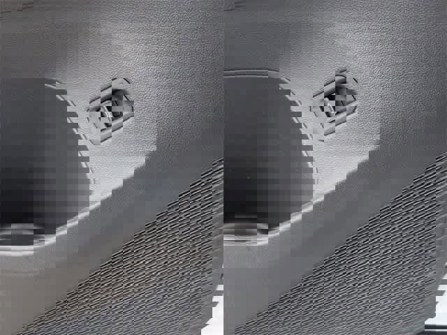 Used 2024 Volkswagen Atlas SEL Premium R-Line image 33