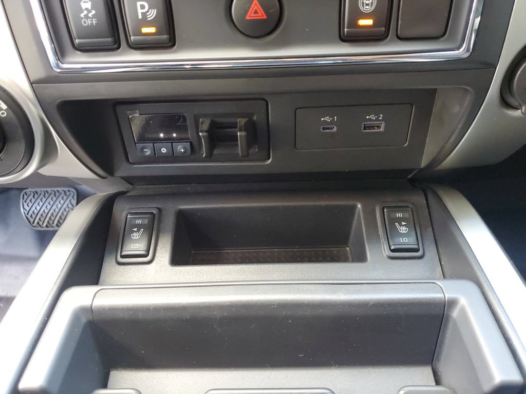Certified 2024 Nissan Titan SV w/ SV Convenience Package AWD/4WD image 29