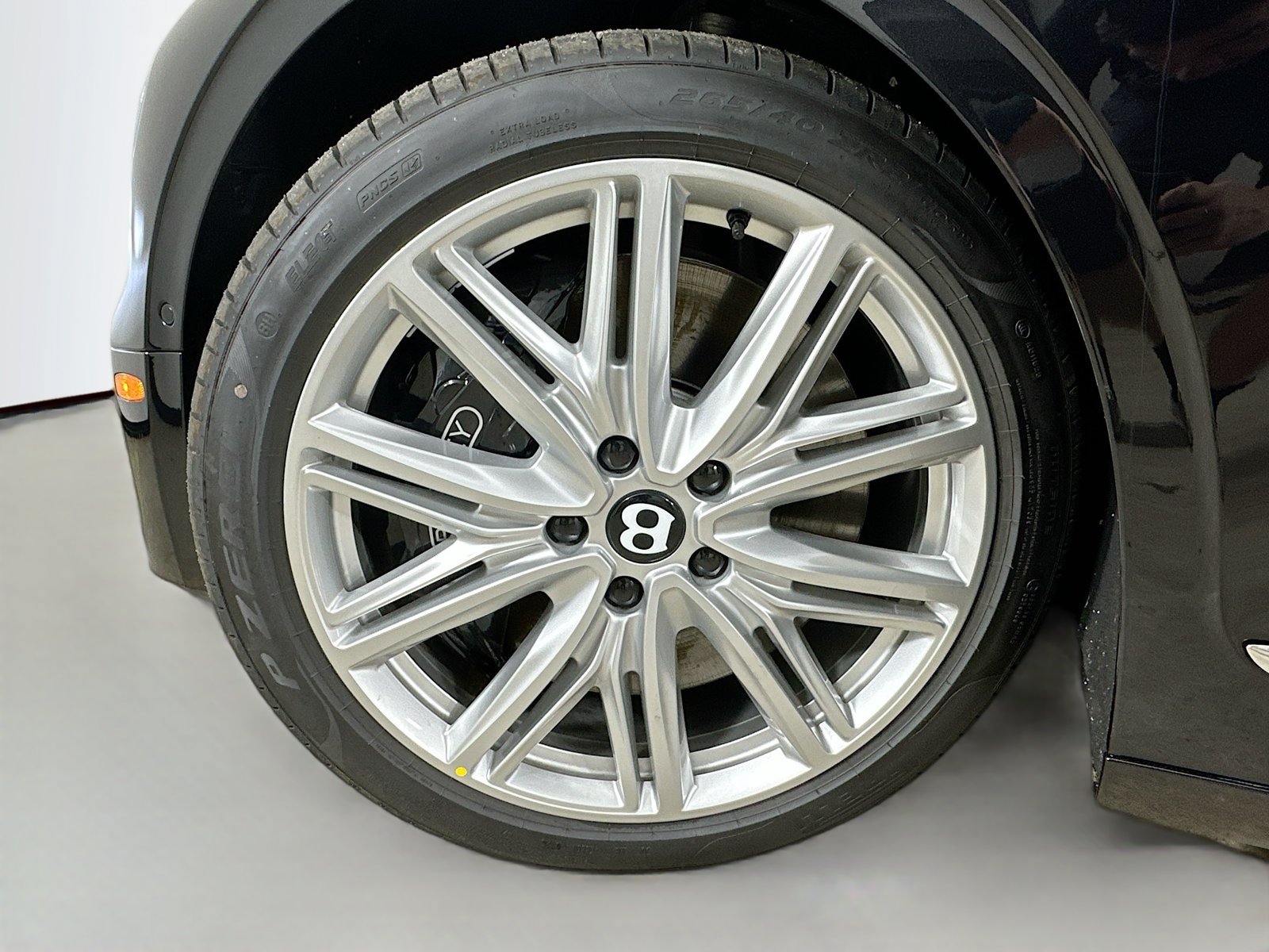 New 2026 Bentley Flying Spur V8 AWD/4WD image 67