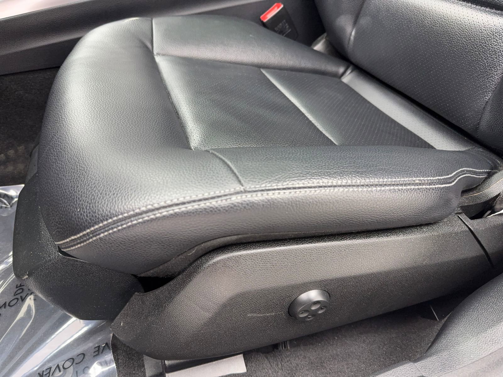 Used 2014 Mercedes-Benz E 350 Sedan image 32