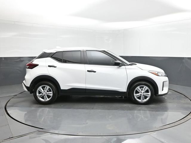 New 2025 Nissan Kicks Play S w/ Interior Electronics Package image 26