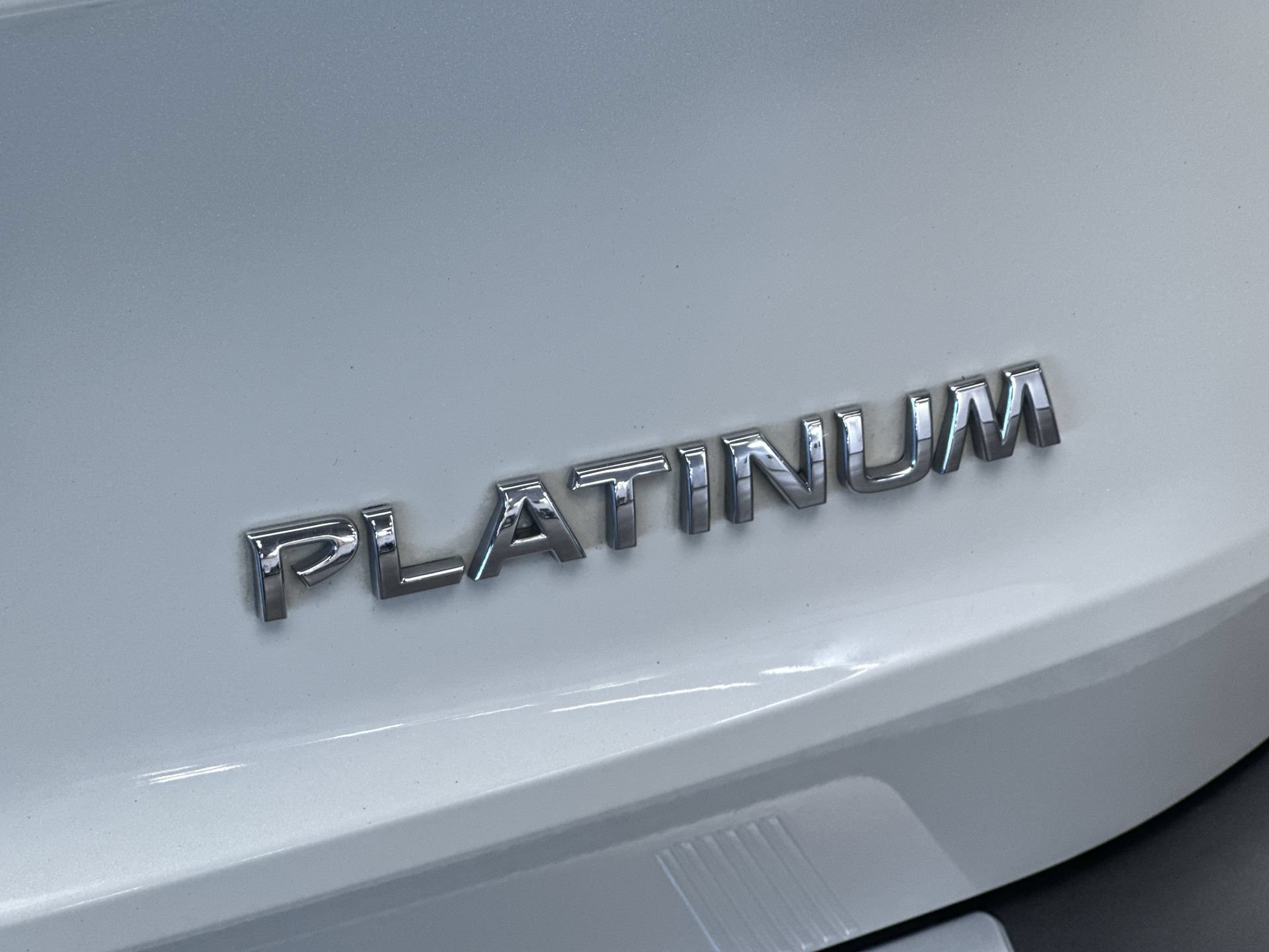 Used 2023 Nissan Rogue Platinum w/ Platinum Premium Package FWD image 24