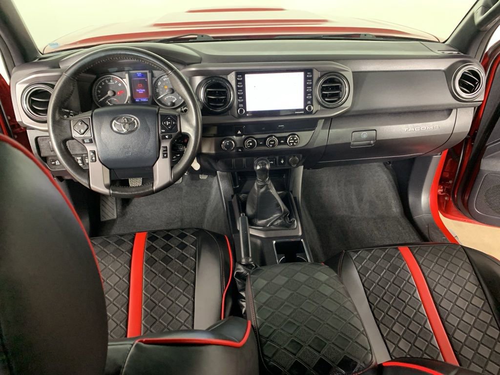 Used 2020 Toyota Tacoma TRD Sport image 33