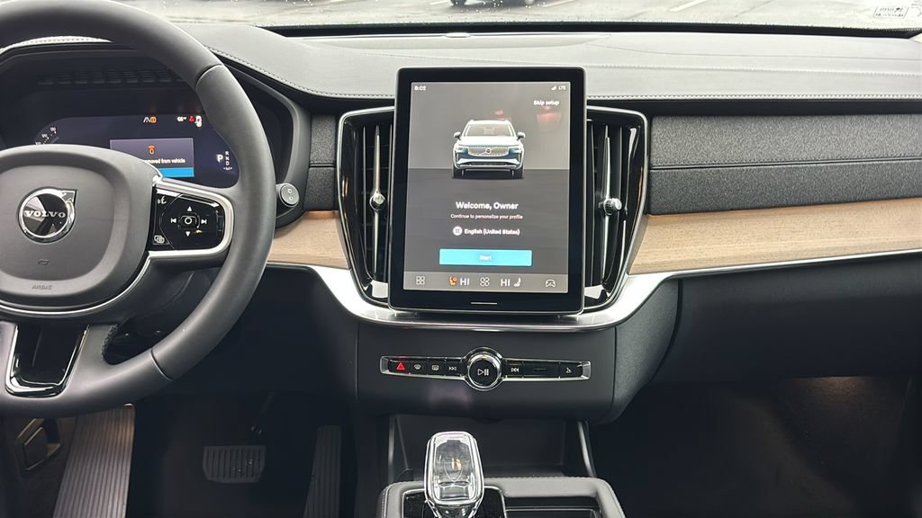 New 2026 Volvo XC90 B5 Core AWD/4WD image 5