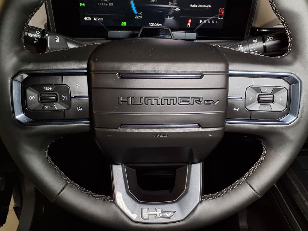 Used 2026 GMC Hummer EV 4x4 Crew Cab w/ Battery Pack, 24 Module Pack image 9