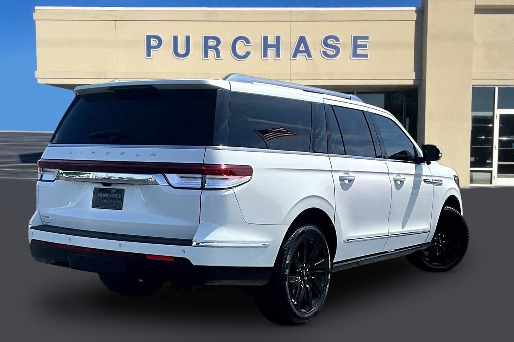 Used 2024 Lincoln Navigator L Reserve AWD/4WD image 6