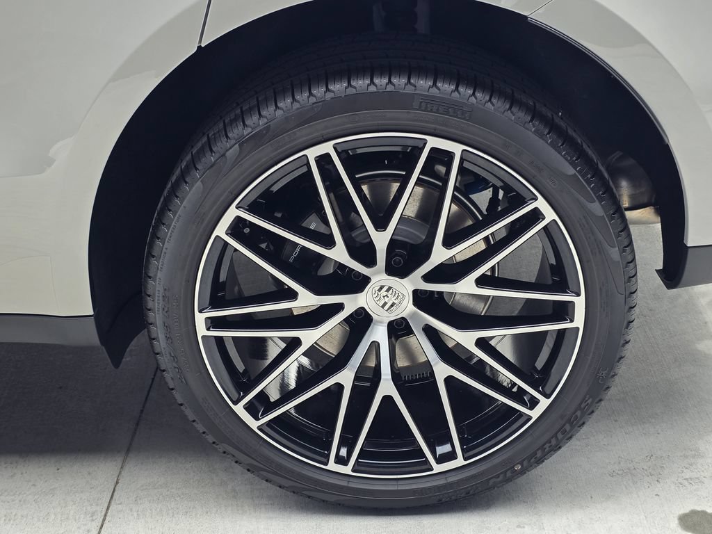 New 2026 Porsche Macan AWD/4WD image 26