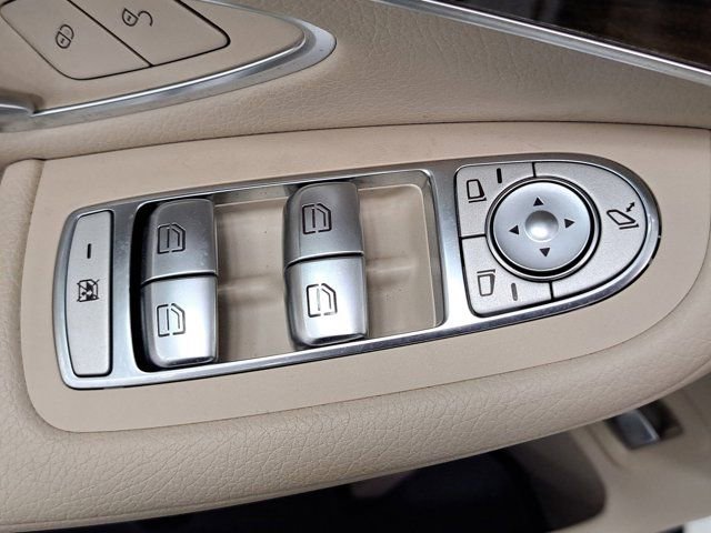 Used 2022 Mercedes-Benz GLC 300 image 19