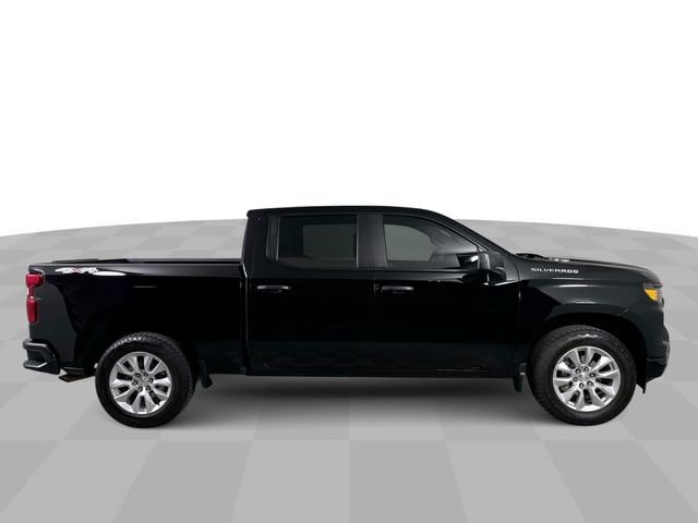 Used 2025 Chevrolet Silverado 1500 Custom AWD/4WD image 9