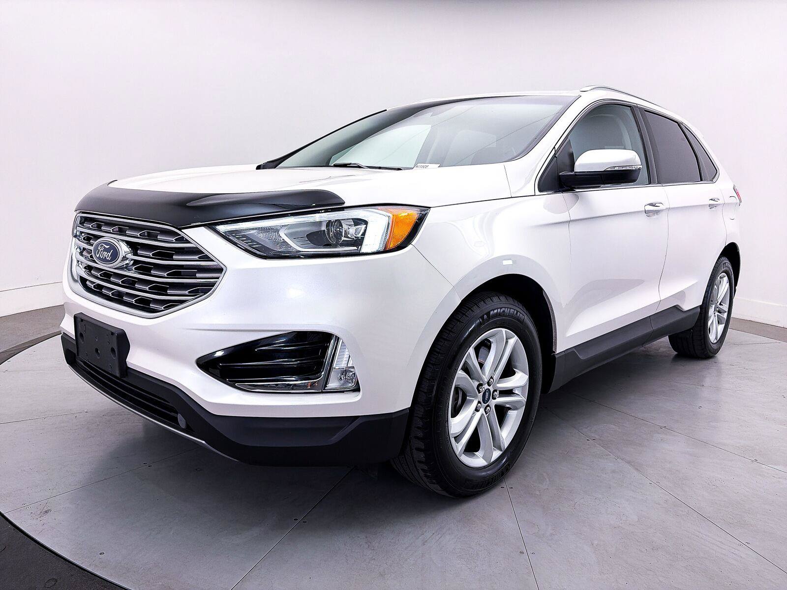Used 2019 Ford Edge SEL w/ Cold Weather Package AWD/4WD image 11