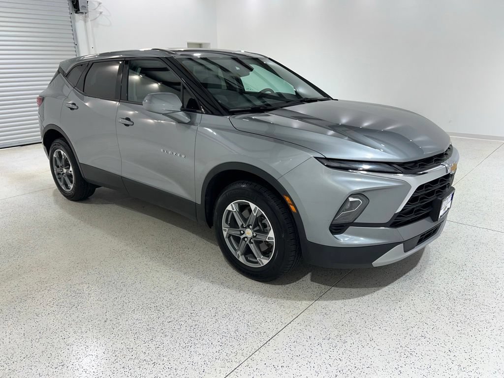 Used 2023 Chevrolet Blazer LT AWD/4WD image 7