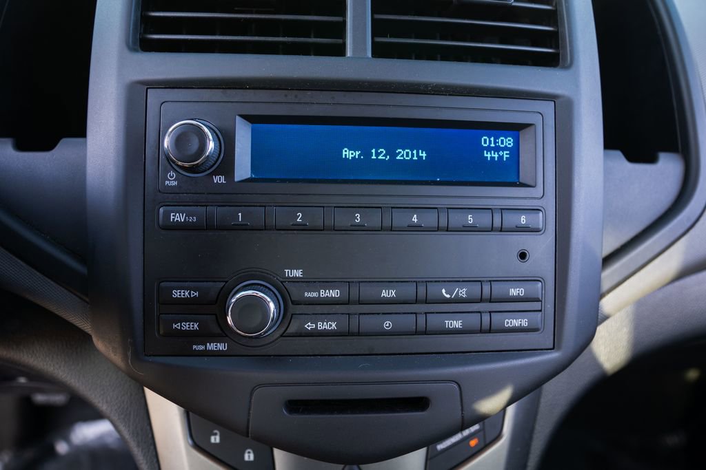 Used 2013 Chevrolet Sonic LS image 22