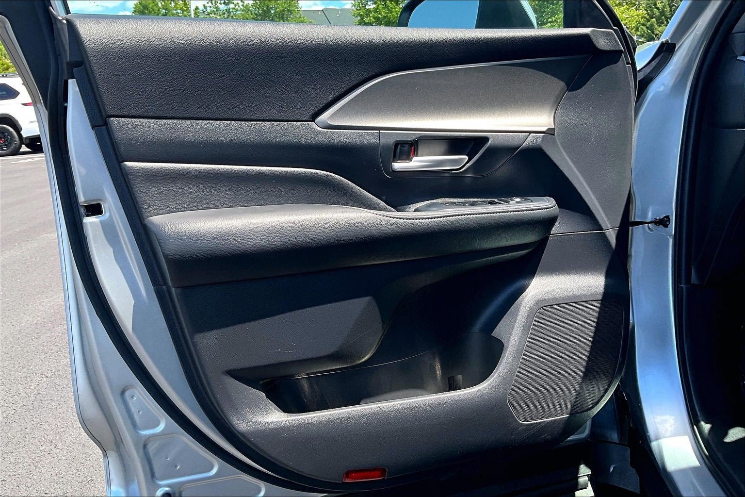 Used 2025 Toyota Grand Highlander AWD image 20