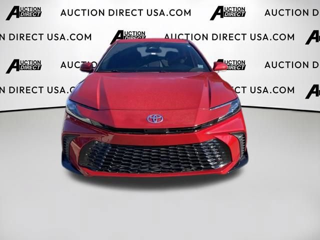 Used 2025 Toyota Camry SE FWD image 2