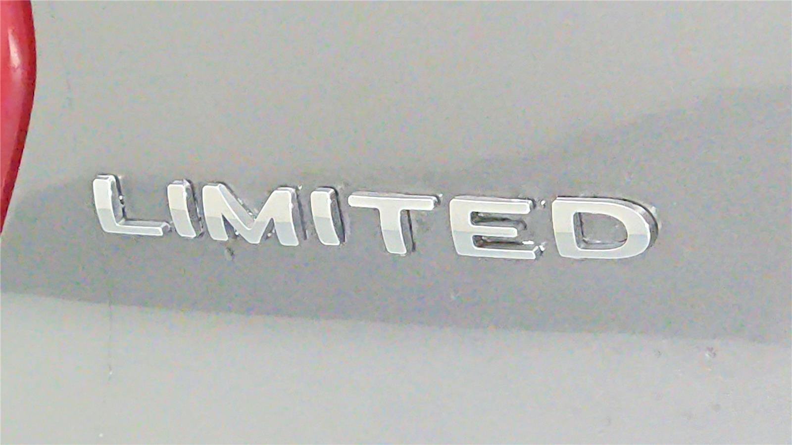 Used 2016 Ford Explorer Limited AWD/4WD image 25