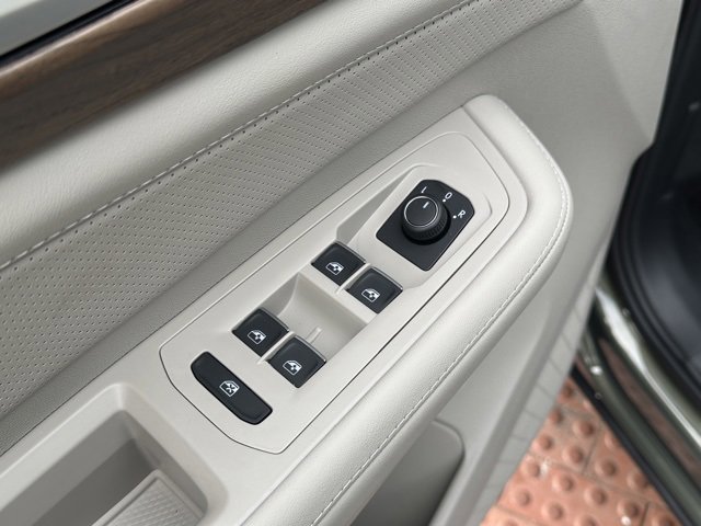 New 2026 Volkswagen Atlas SE image 11