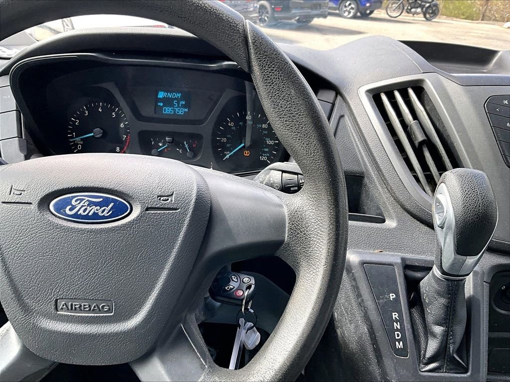 Used 2016 Ford Transit 250 130 Medium Roof RWD image 17