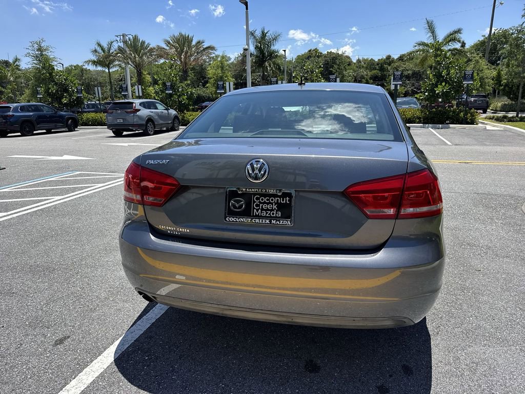 Used 2014 Volkswagen Passat 2.5 S FWD image 25
