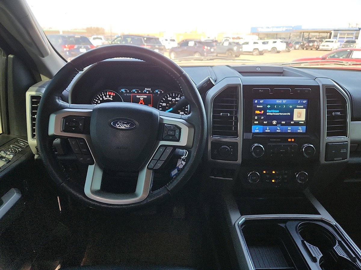 Used 2020 Ford F350 Lariat image 6