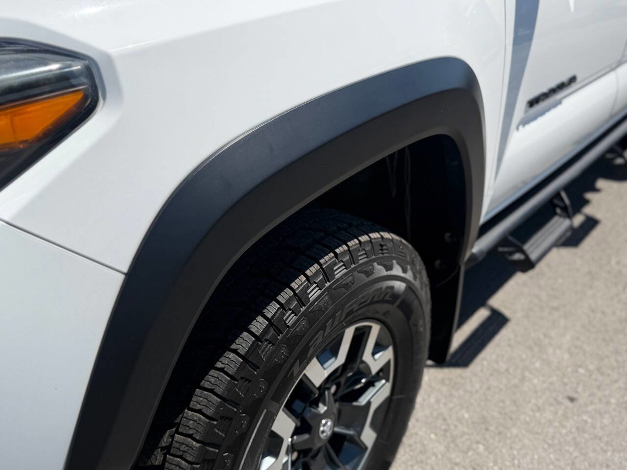 Used 2020 Toyota Tacoma TRD Off-Road w/ Technology Package AWD/4WD image 39