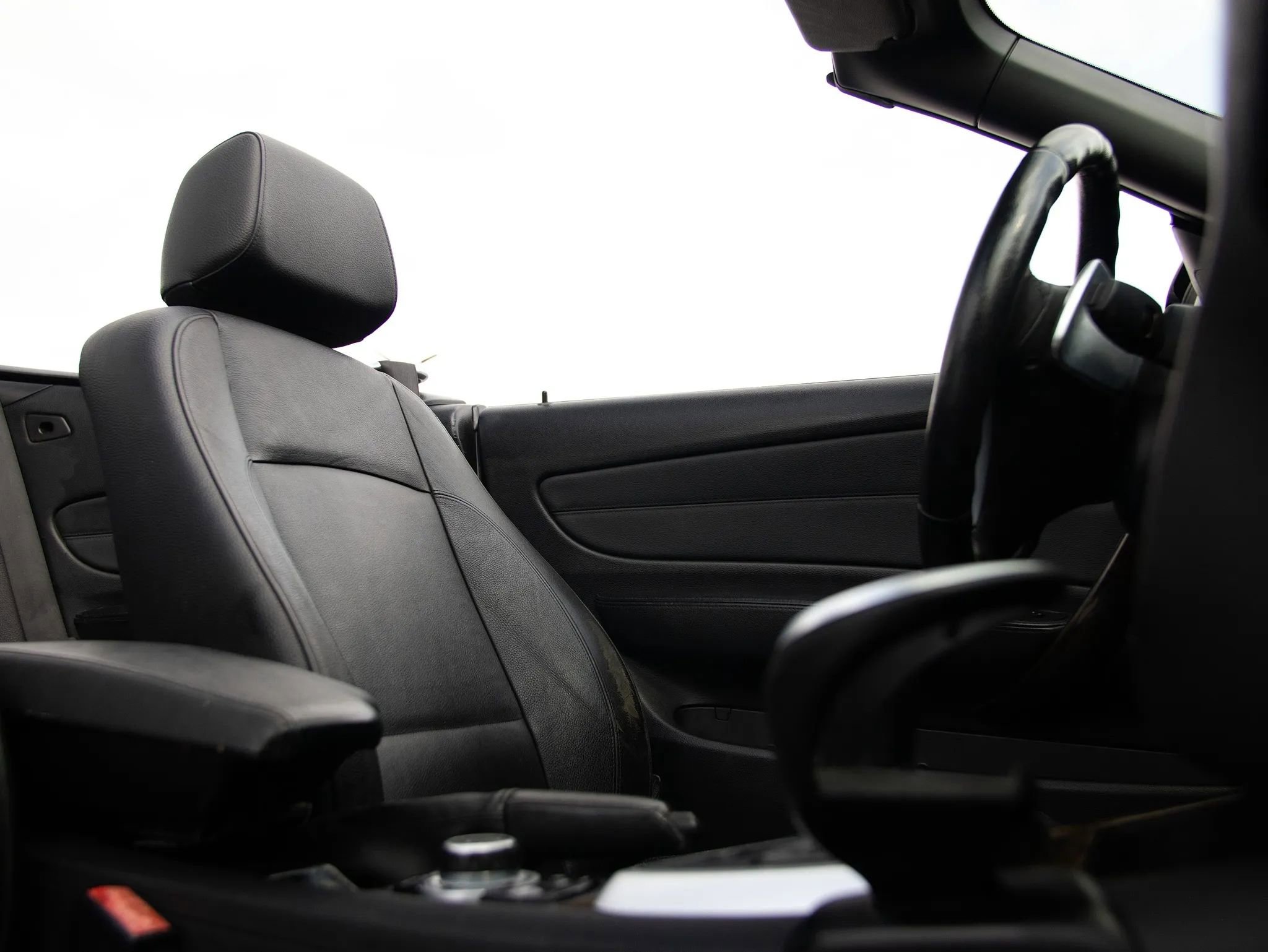 Used 2012 BMW 135i Convertible RWD image 28
