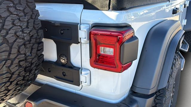 Used 2024 Jeep Wrangler Rubicon w/ XTREMEE 35" Tire Package image 31