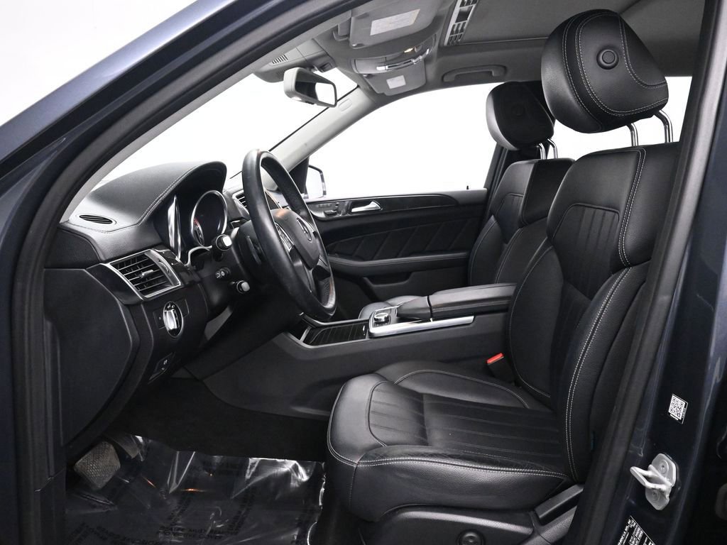 Used 2016 Mercedes-Benz GL 450 4MATIC w/ Premium I Package image 11