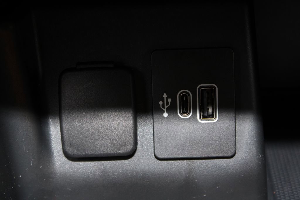 Used 2025 Ford Explorer ST image 57