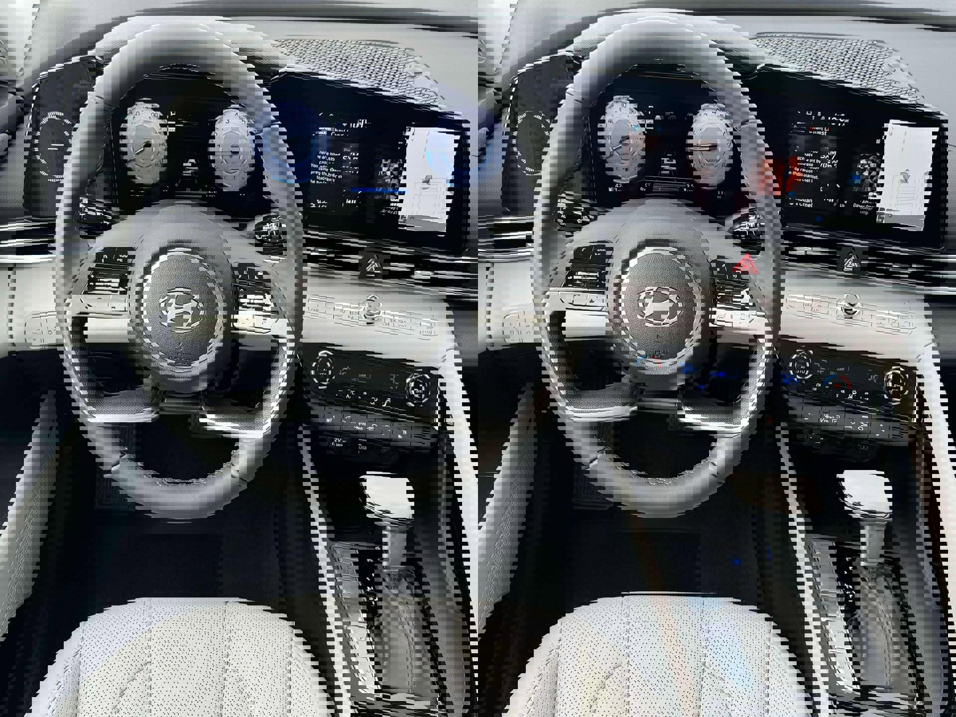 New 2025 Hyundai Elantra Limited image 17