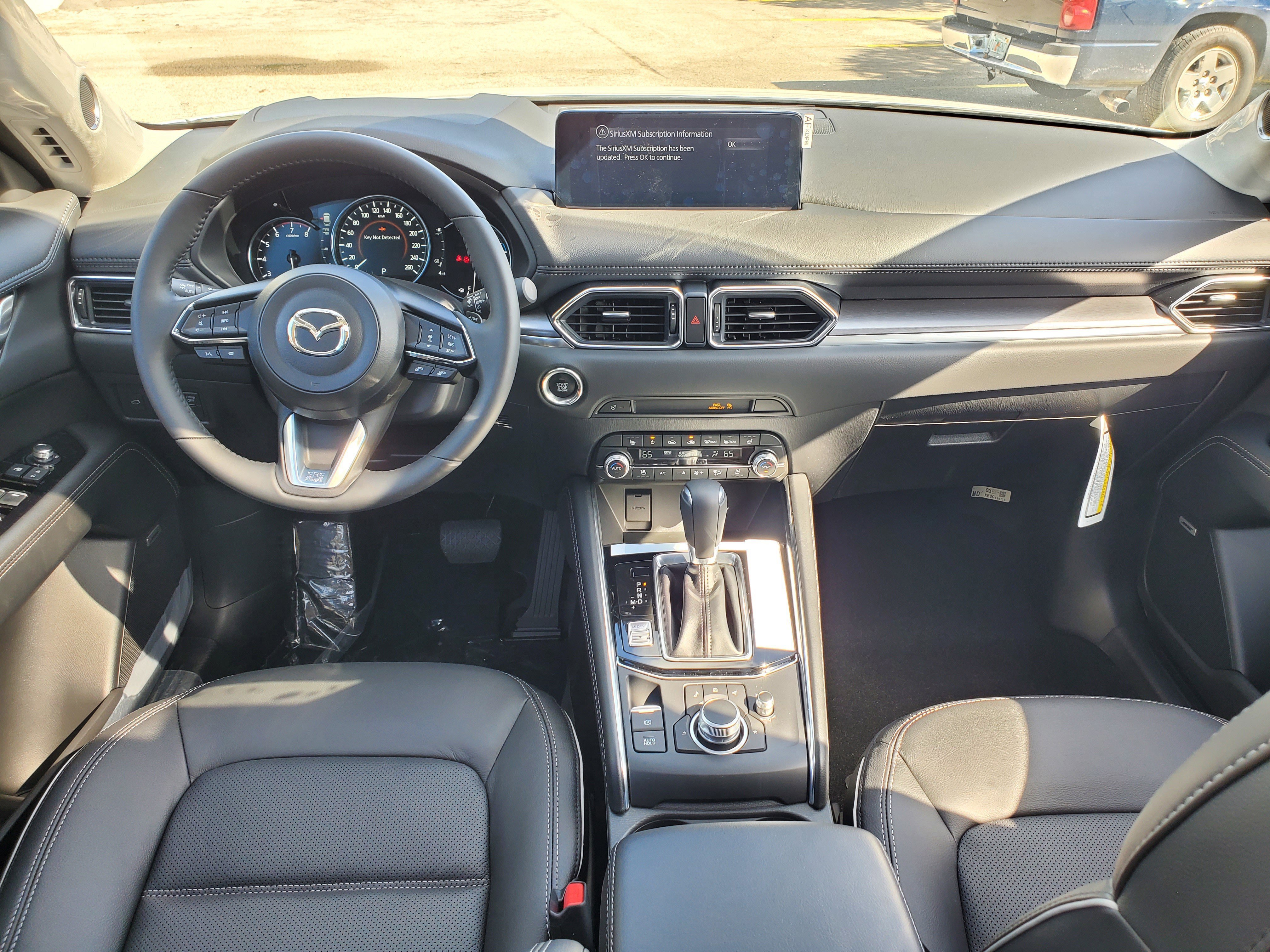 New 2025 MAZDA CX-5 AWD 2.5 S w/ Premium Plus Pkg image 6