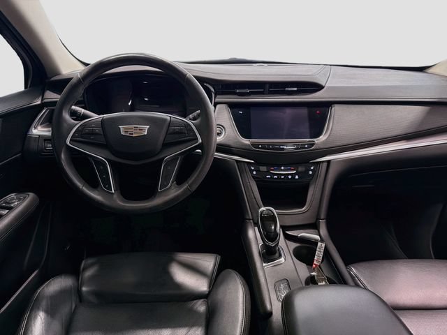 Used 2017 Cadillac XT5 Premium Luxury w/ LPO, Wheel Lock Package FWD image 20