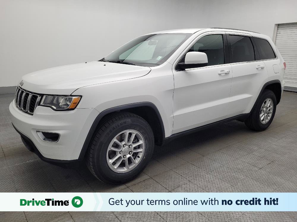 Used 2019 Jeep Grand Cherokee Laredo RWD image 1