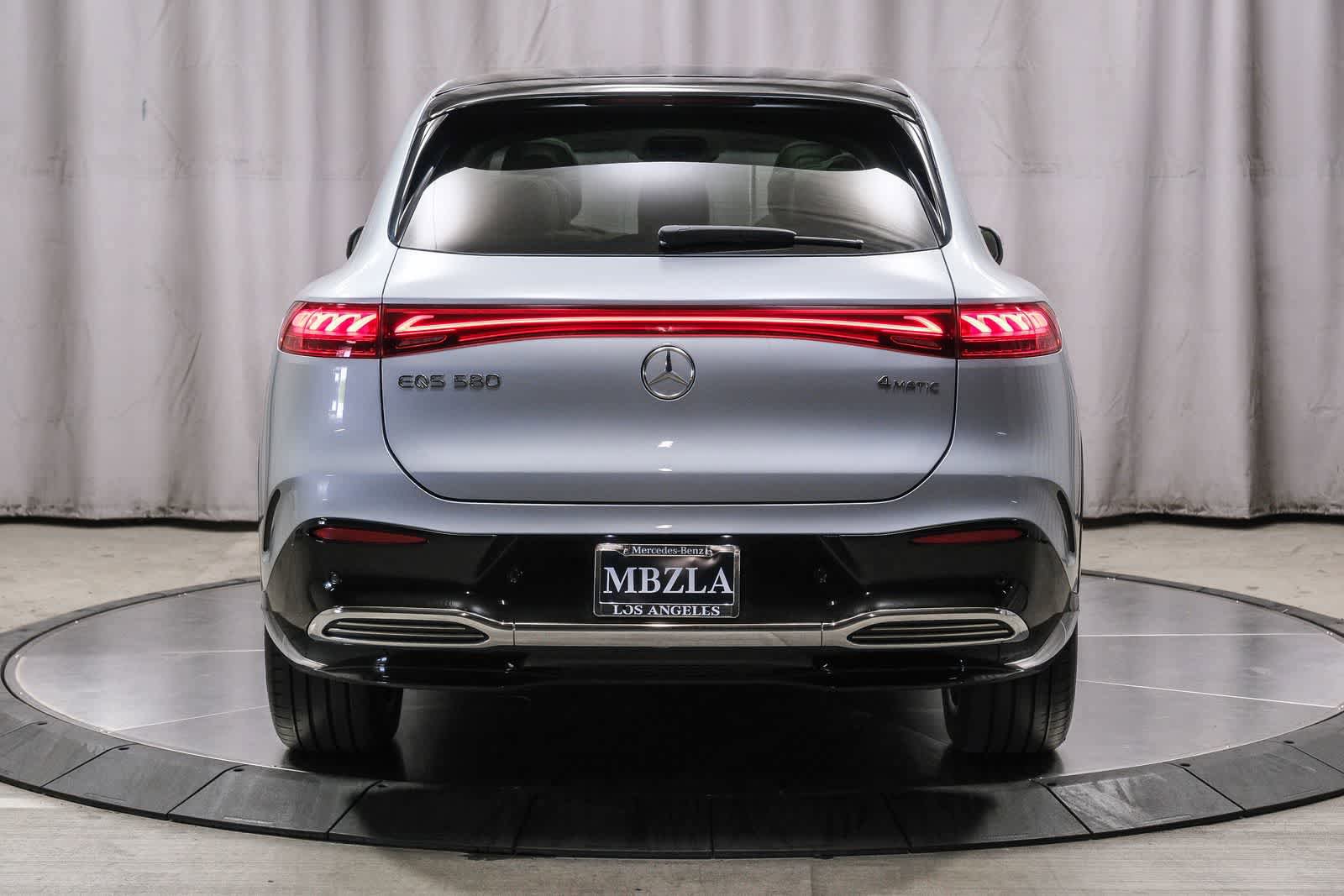 Certified 2023 Mercedes-Benz EQS 580 4MATIC SUV image 3