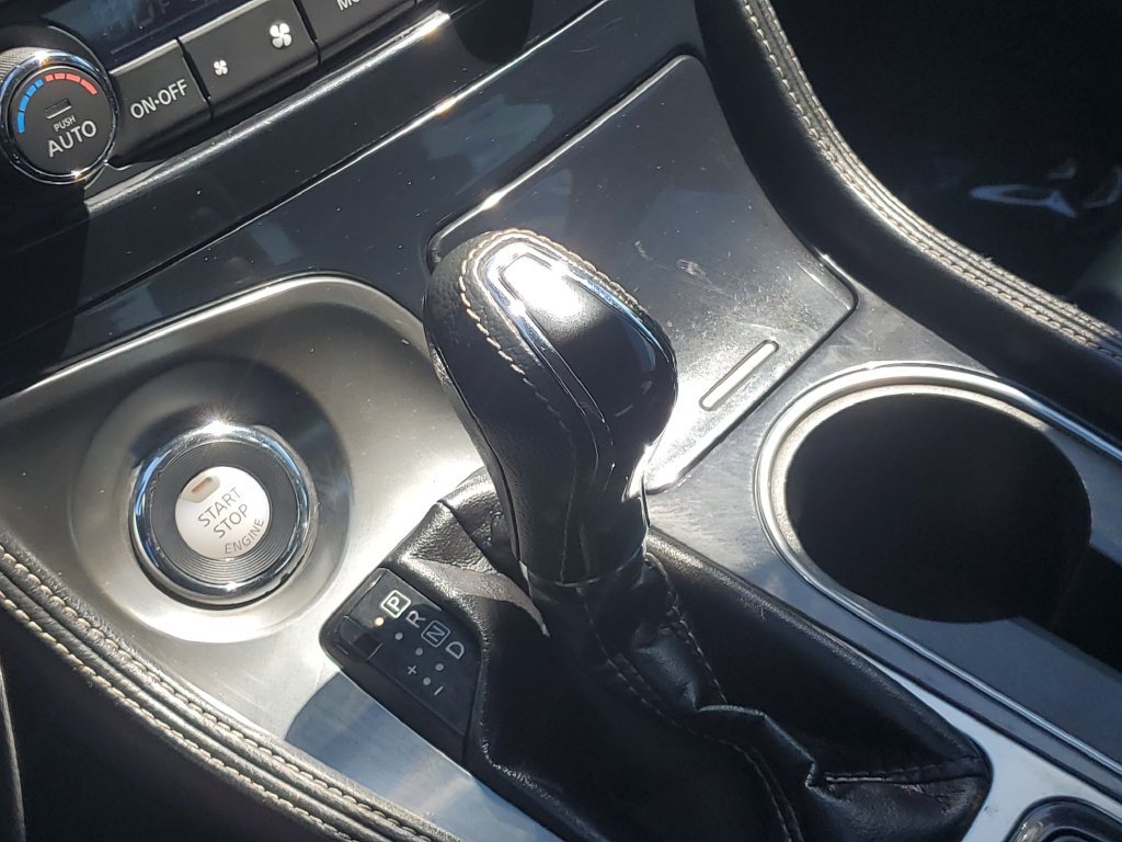 Used 2020 Nissan Maxima 3.5 SV w/ Floor Mat Group FWD image 38