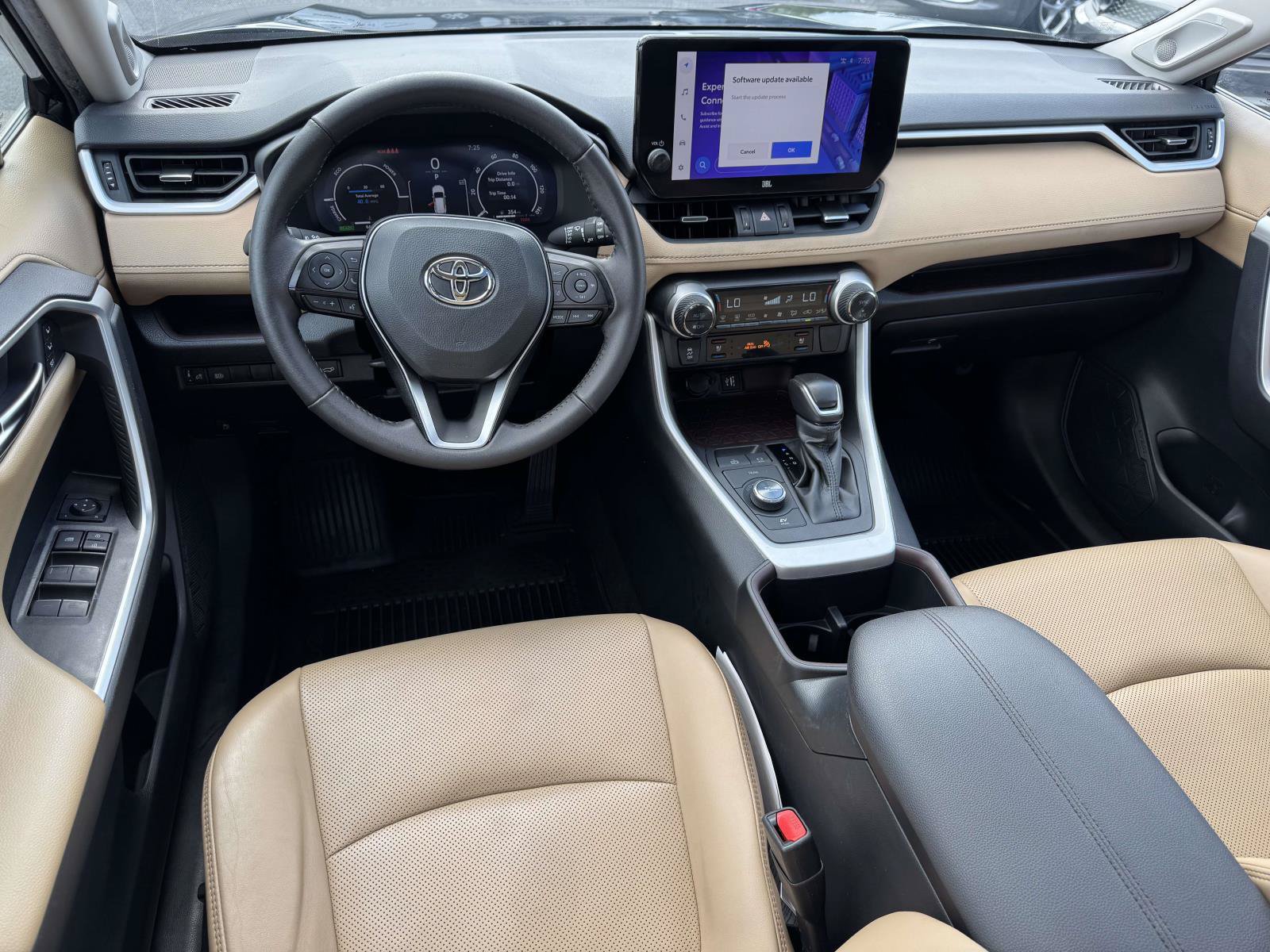 Used 2024 Toyota RAV4 Limited AWD/4WD image 2