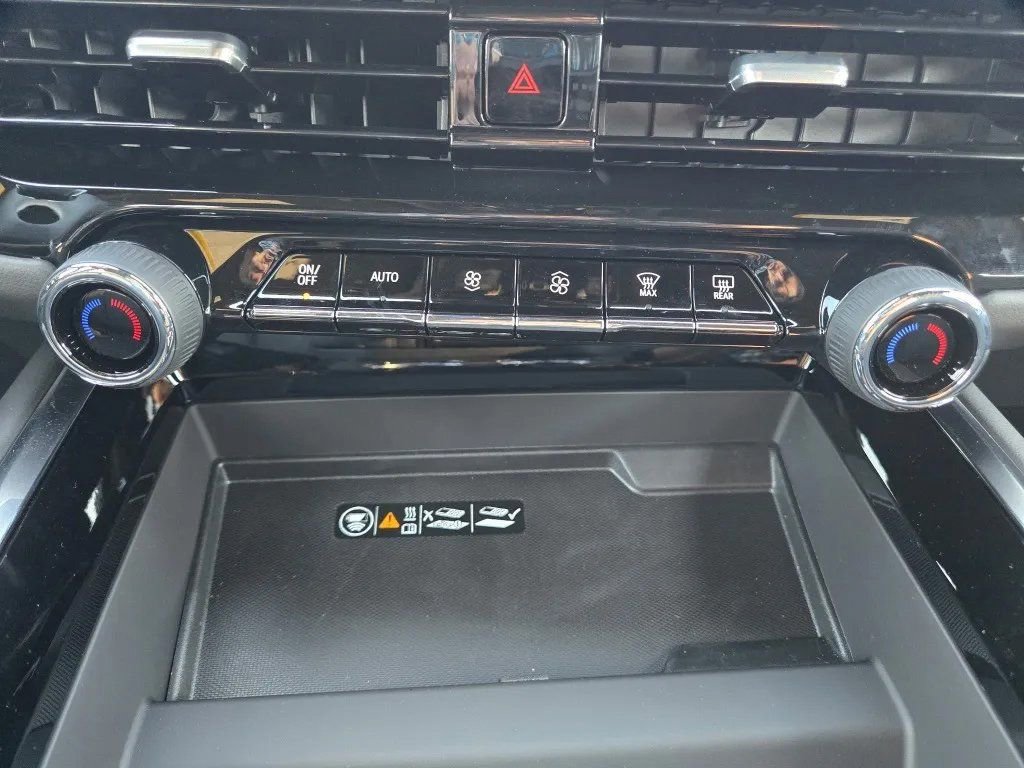 New 2026 Chevrolet Tahoe Premier image 25