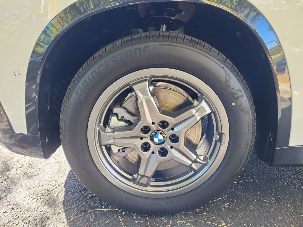 New 2026 BMW X1 xDrive28i w/ Convenience Package AWD/4WD image 11
