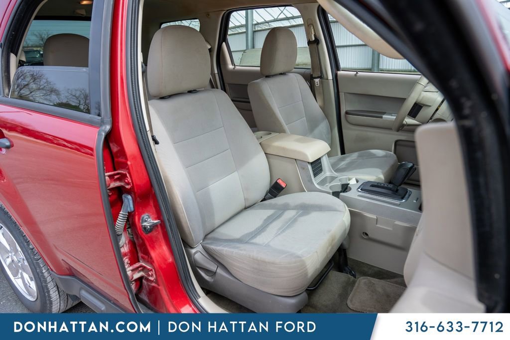Used 2011 Ford Escape XLT image 23
