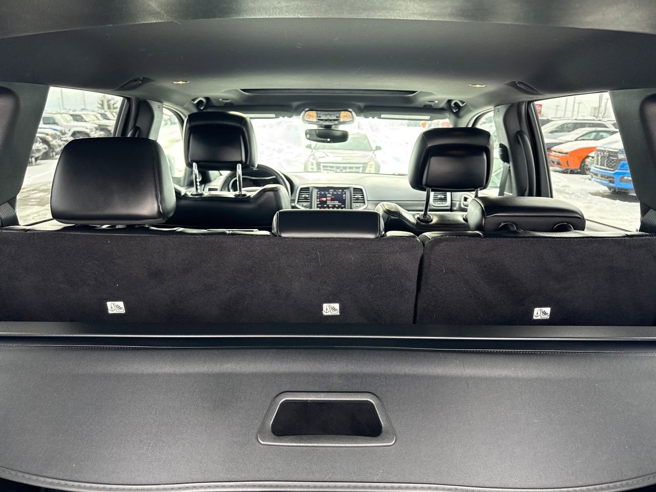 Used 2018 Jeep Grand Cherokee Altitude image 10