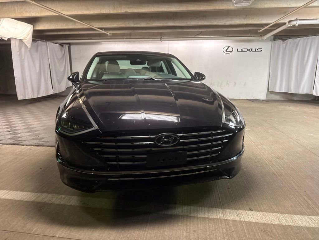 Used 2023 Hyundai Sonata Blue FWD image 2
