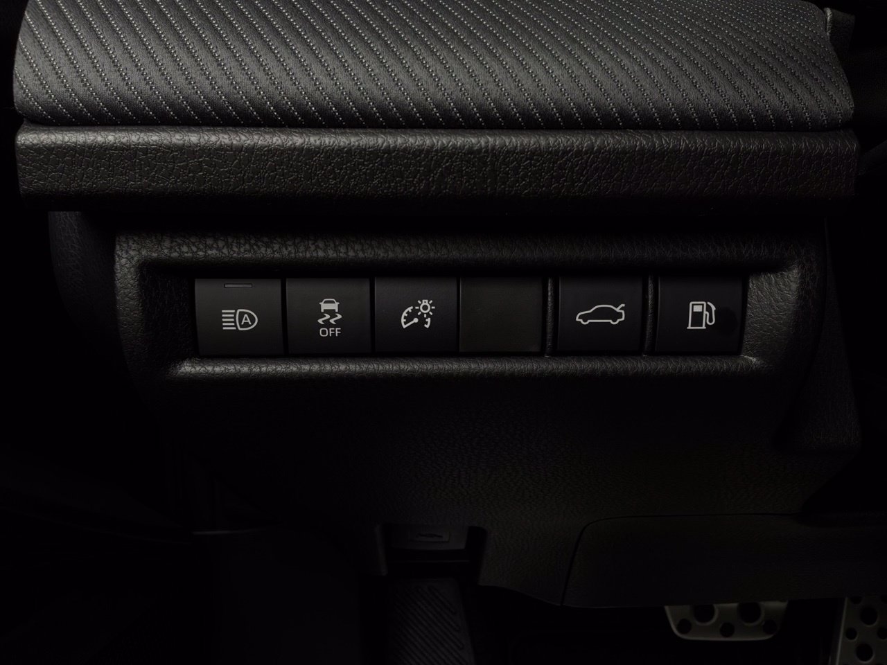 New 2026 Toyota Camry SE w/ Convenience Package FWD image 23