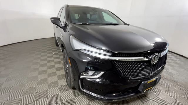 Used 2022 Buick Enclave Essence w/ Sport Touring Edition FWD image 13