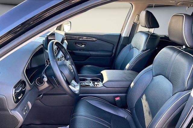 Used 2023 Honda Pilot Elite image 22