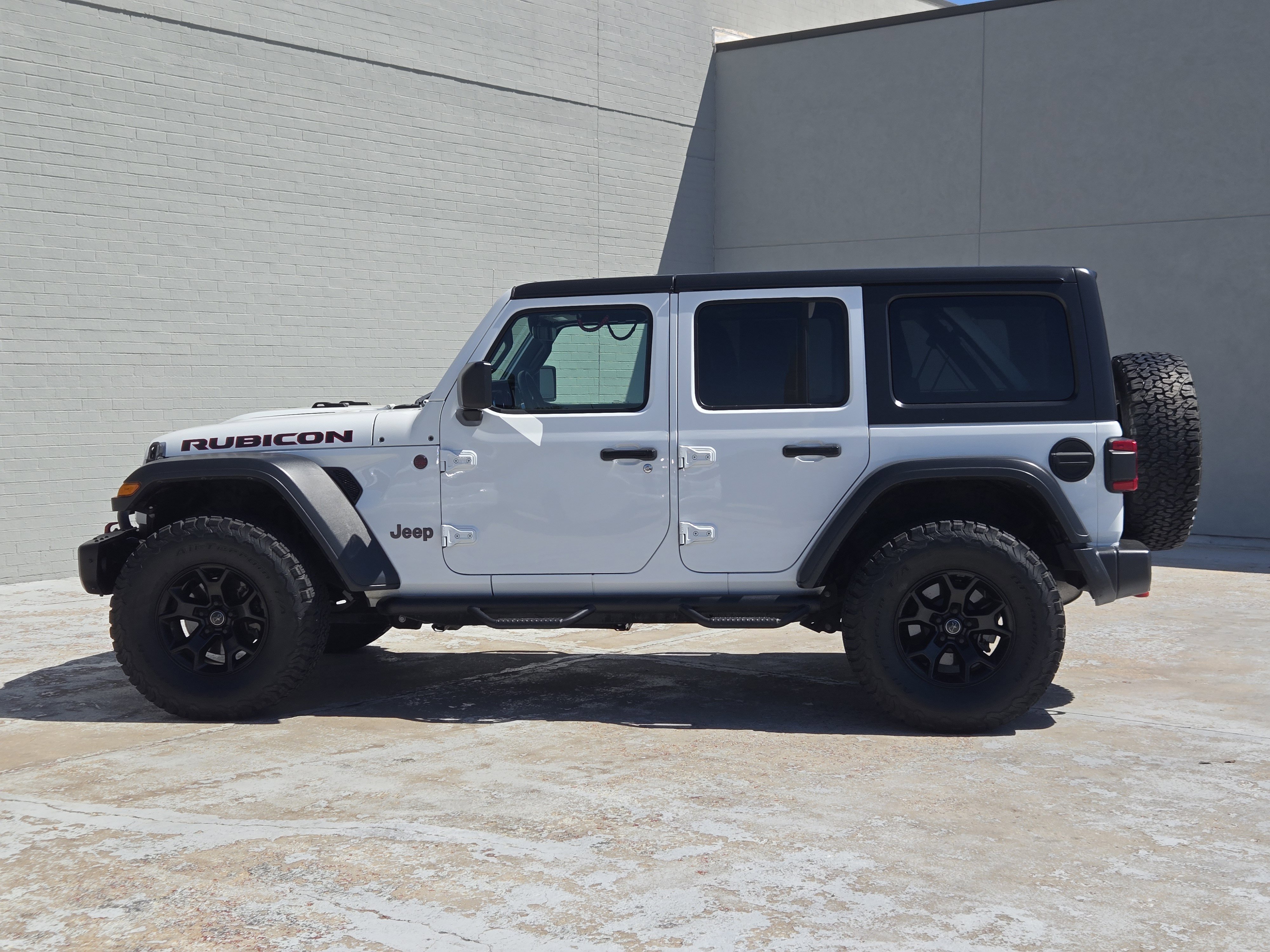 Used 2018 Jeep Wrangler Unlimited Rubicon AWD/4WD image 4
