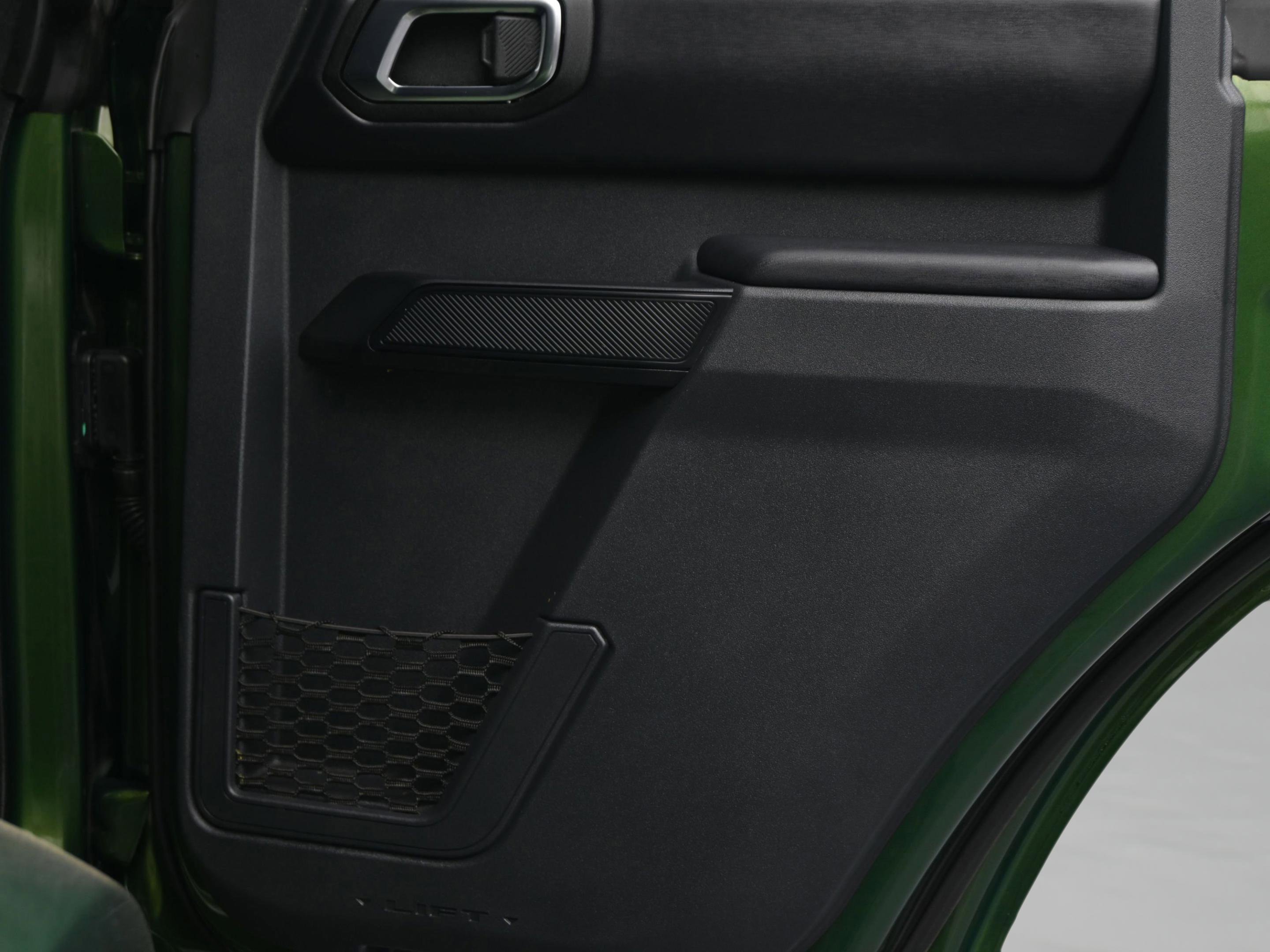 Used 2025 Ford Bronco Outer Banks image 33