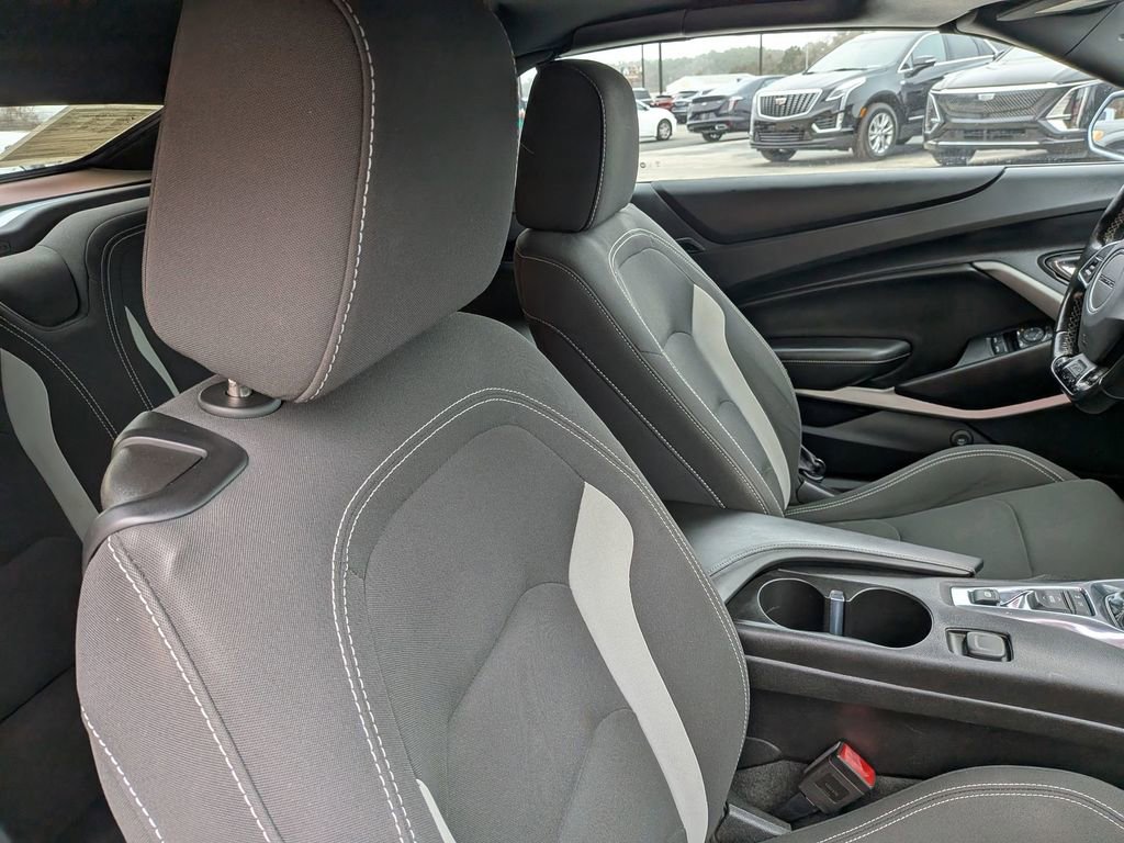 Used 2017 Chevrolet Camaro LT image 25