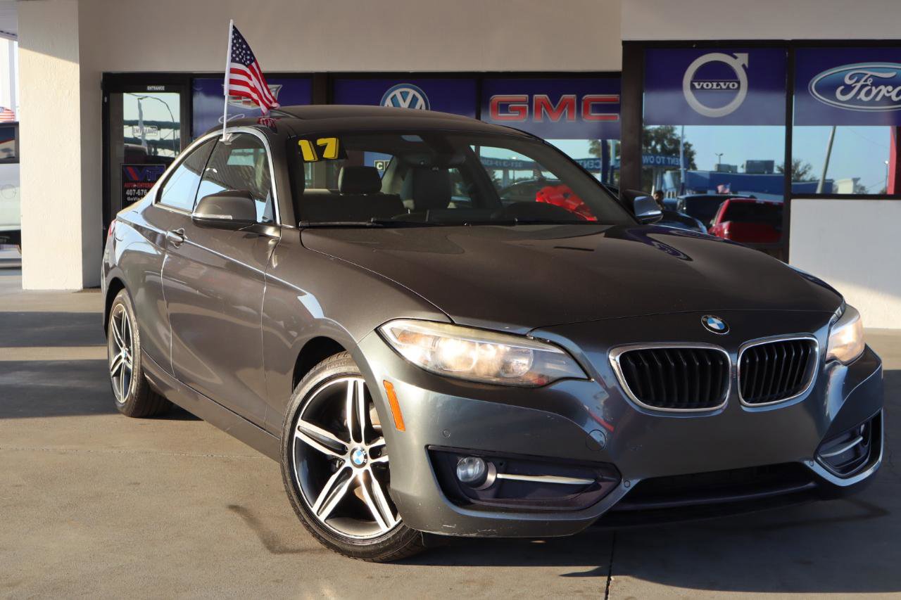 Used 2017 BMW 230i Coupe RWD image 2