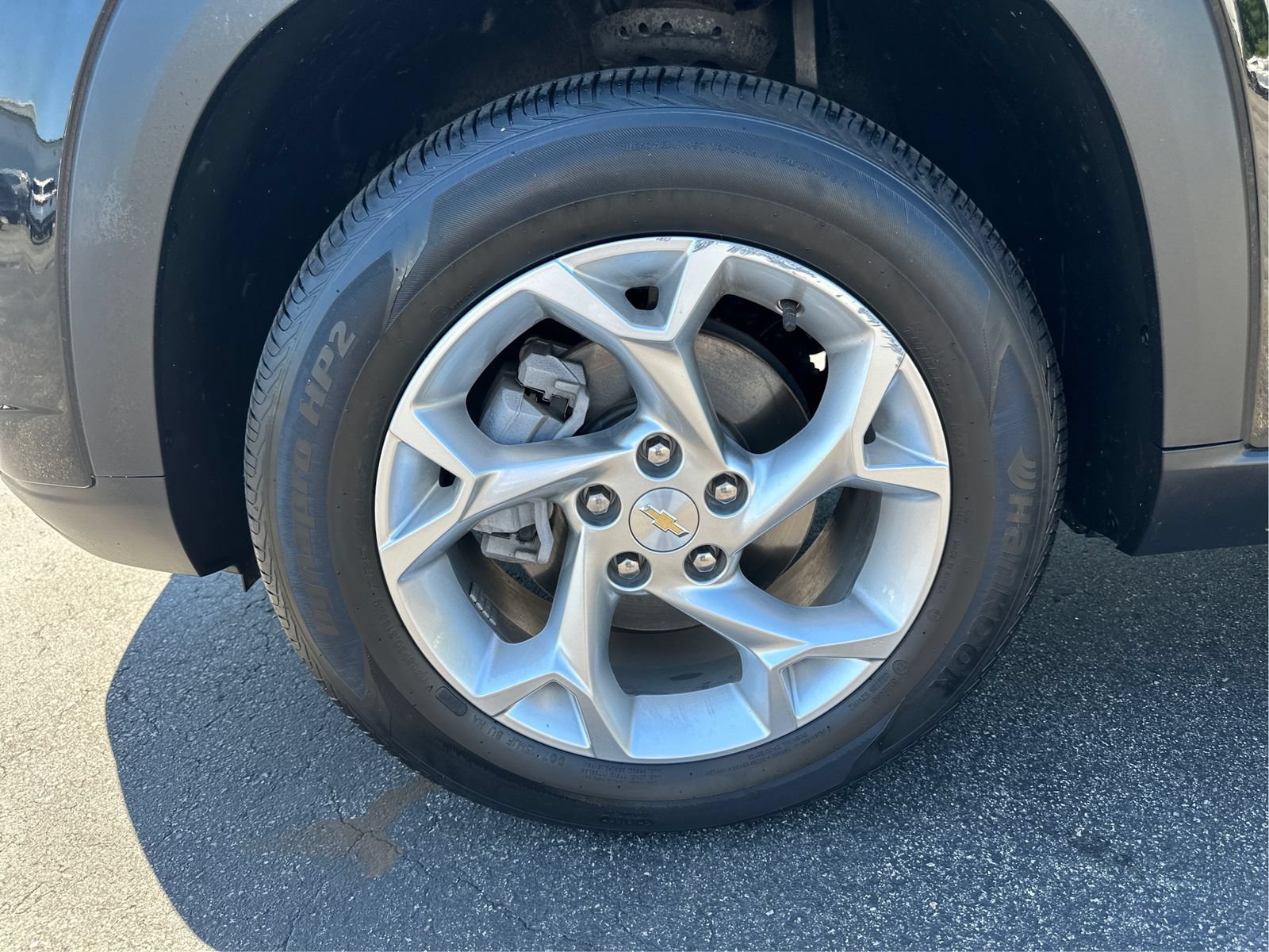 Used 2024 Chevrolet Trax LS w/ LS Convenience Package FWD image 24